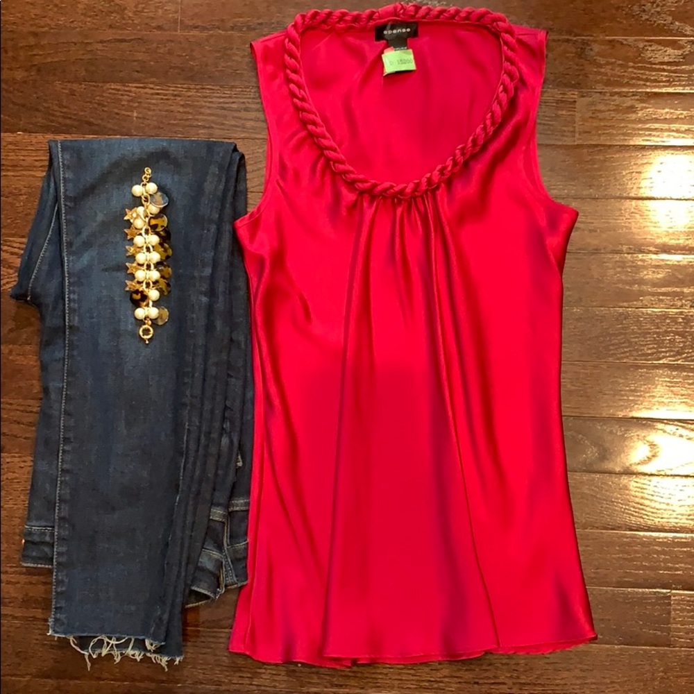 Sleeveless top